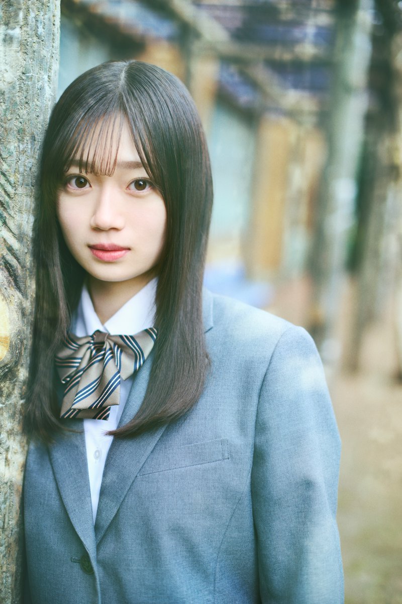 乃木坂46新メンバー6期生 森平麗心 手書きプロフィール＆撮り下ろし