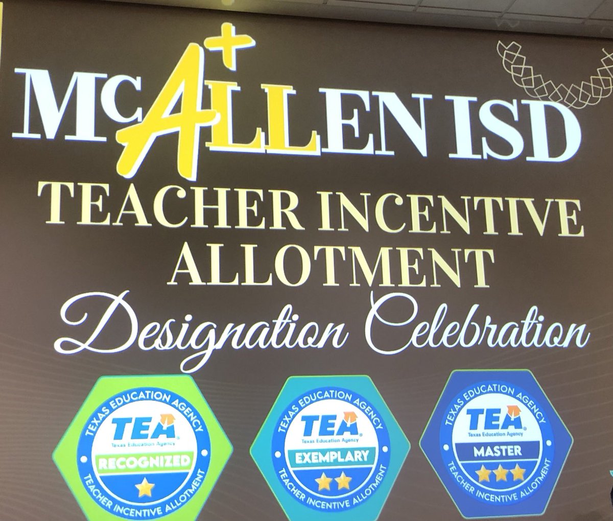 LyndaFarias1's tweet image. KMATH-Congrats math dept on making TIA @McAllenISD⁩ ⁦@McHiPride⁩ @McAllenMemorial⁩ ⁦@Rowe006⁩ ⁦@AECHS_Pride⁩ ⁦⁩⁦@deleon046⁩ ⁦@stallions045⁩ ⁦@bmsdobies⁩ ⁦⁦@cobras047⁩ ⁦@fossumfalconms1⁩ ⁦⁦⁦@TerriersTravis⁩