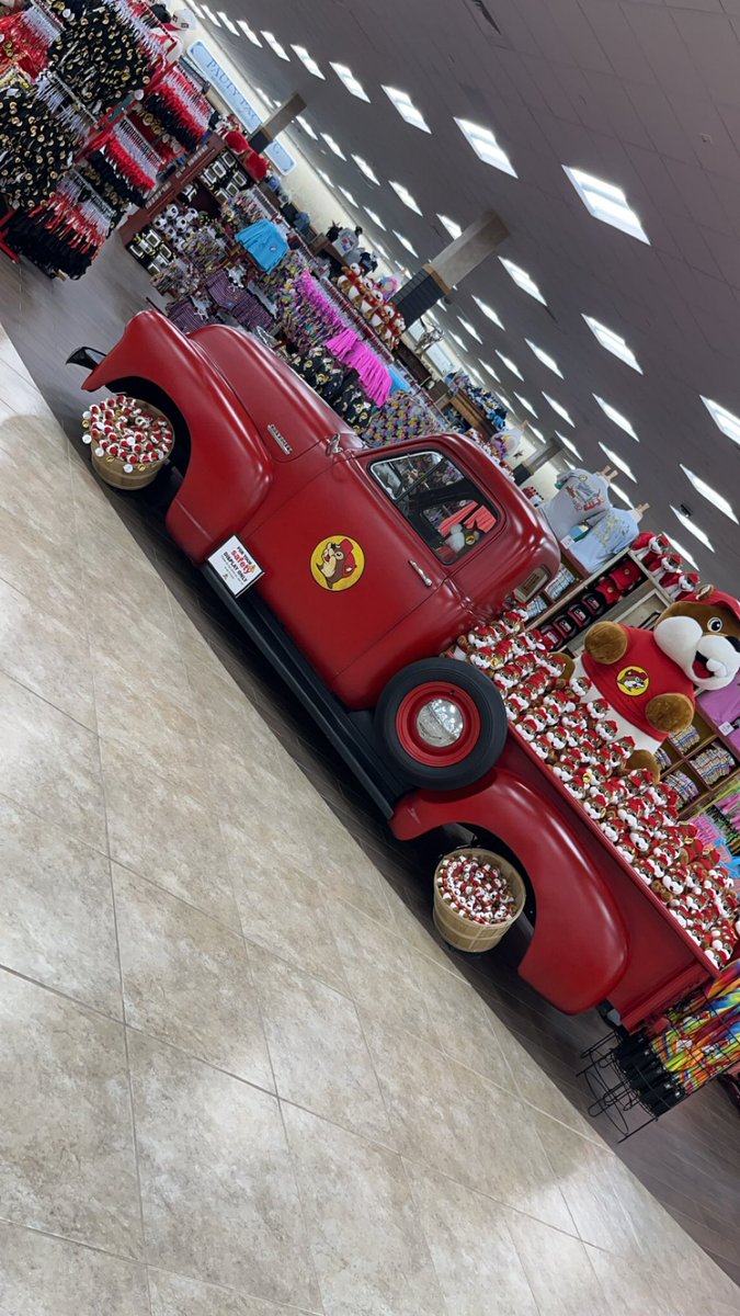 First time at a bucees 🦫