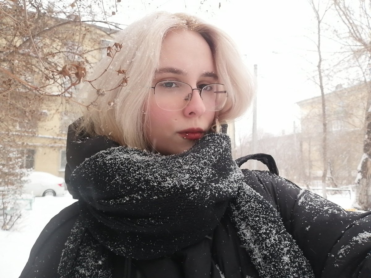 segukki's tweet photo. начинать со срача это конечно круто, но фотки и мемы - это еще лучше https://t.co/kjgwCeMVgj