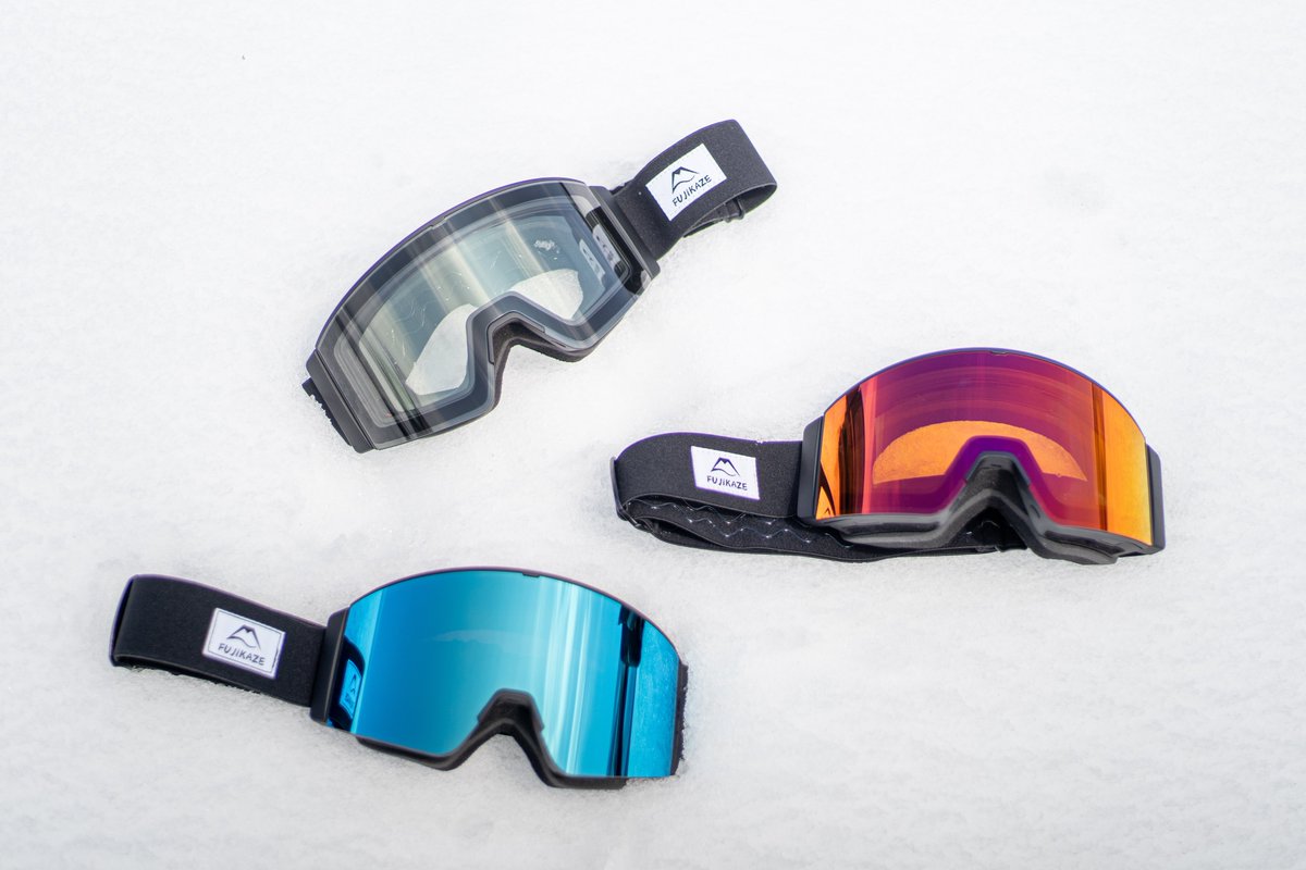 himetubaki0000's tweet image. Fujikaze様より過酷な山行や救助活動の為に電熱線ゴーグルをいただきました。
現在届いたばかりなのでまだ曇りに対してどれだけ有効かは未検証ですが現在わかっている事をツリーでご紹介します。