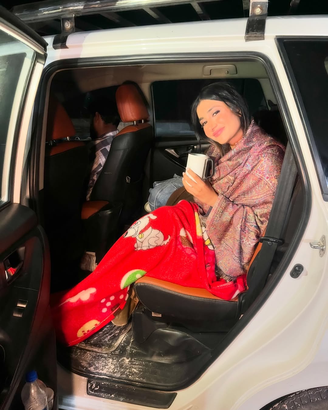 GkwsIcwXsAAxlC6?format=jpg&name=large