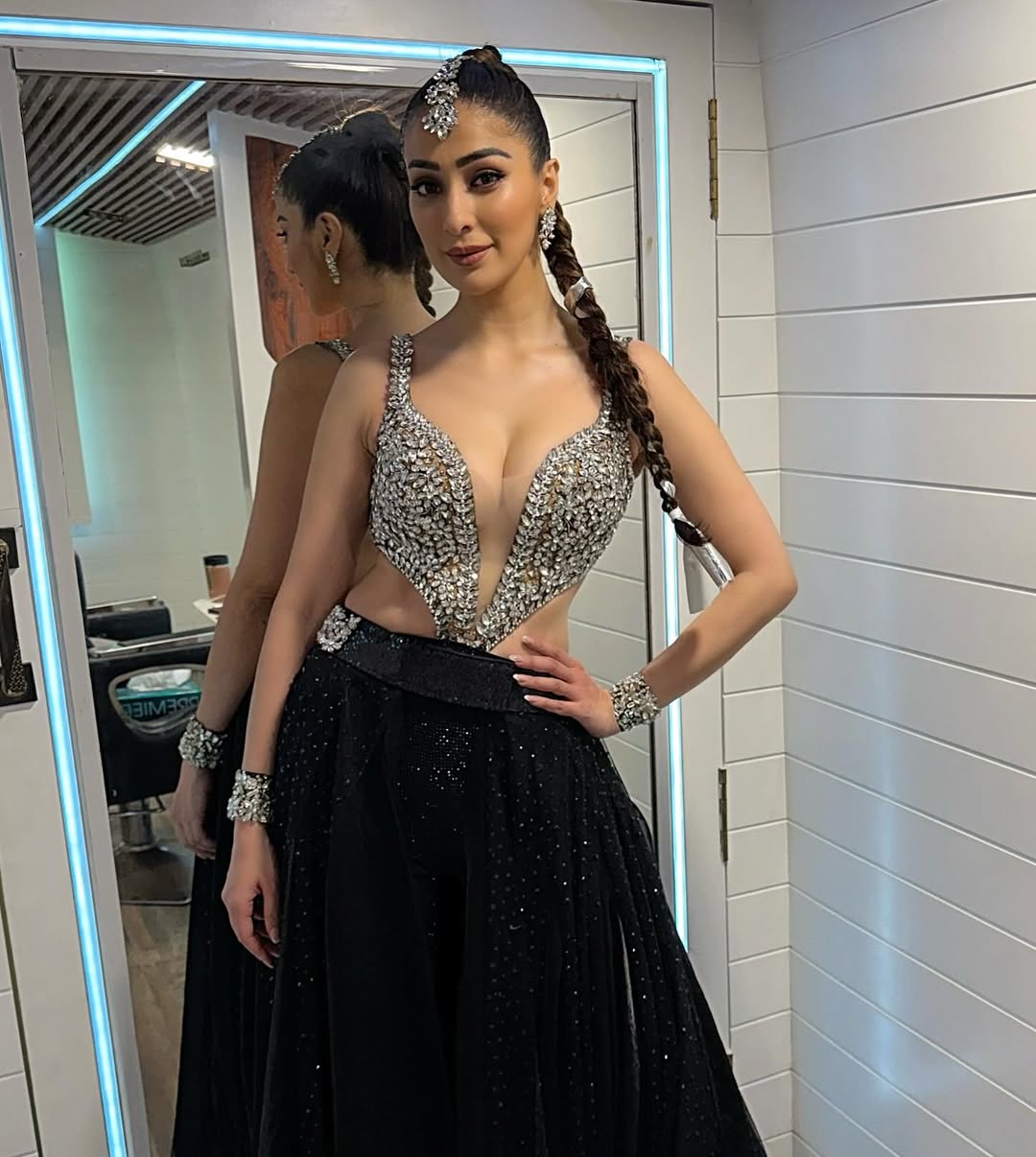 Gkwt1XSXQAALLY-?format=jpg&name=large