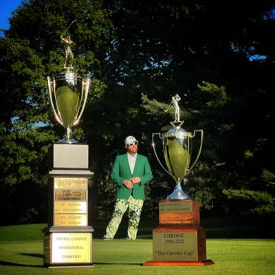 neonickv's tweet photo. #NewProfilePic https://t.co/OHmkMPwJhl