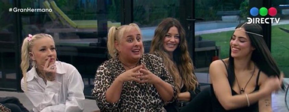 swtcevans's tweet image. Si la Tana se queda Chiara y estas tres se van a querer matar, habrá quilombo y se va a poner lindo todo. #GranHermano