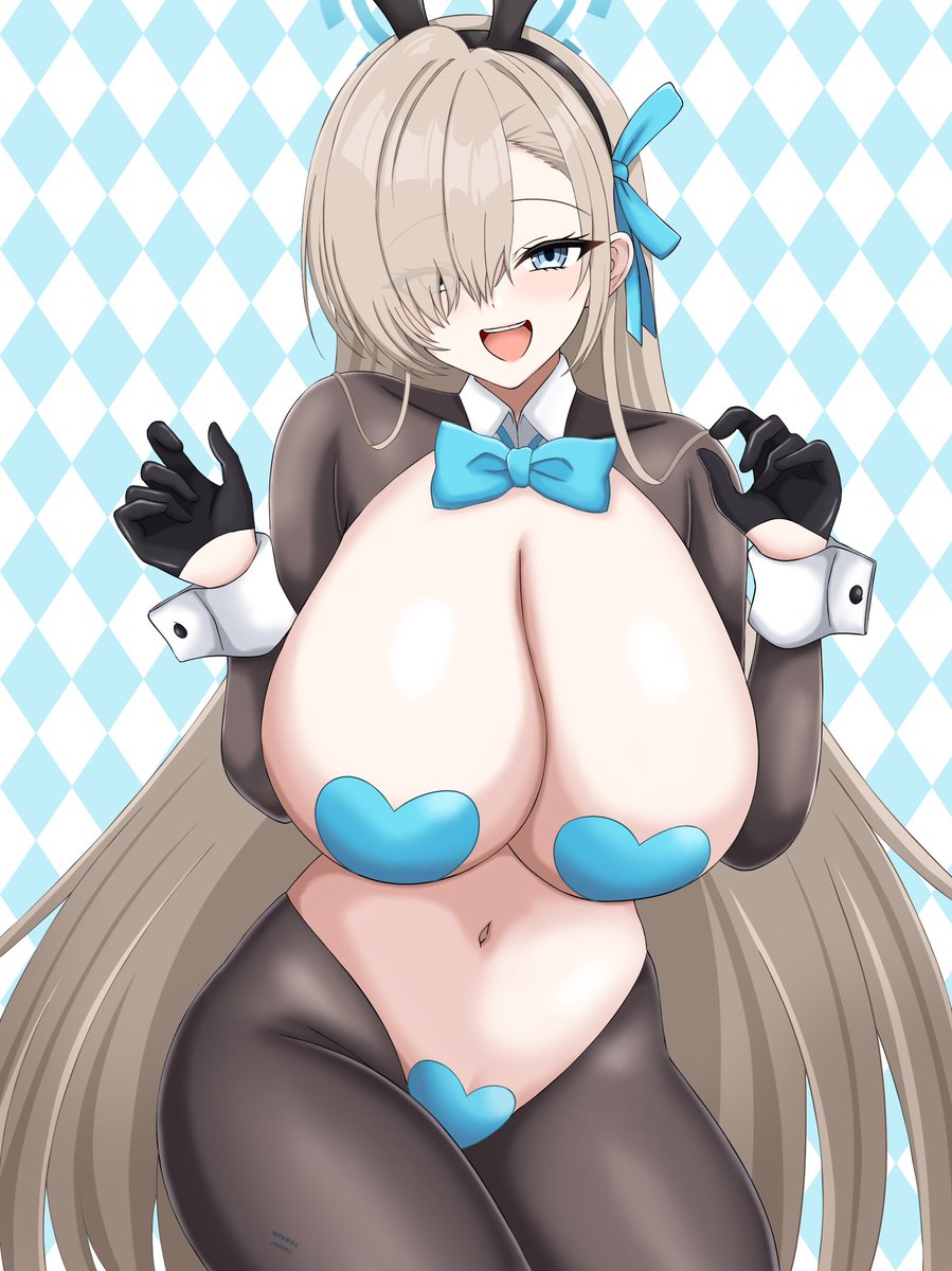 アスナ(ブルアカ) 「逆バニーアスナ 」|黒ホッパーのイラスト