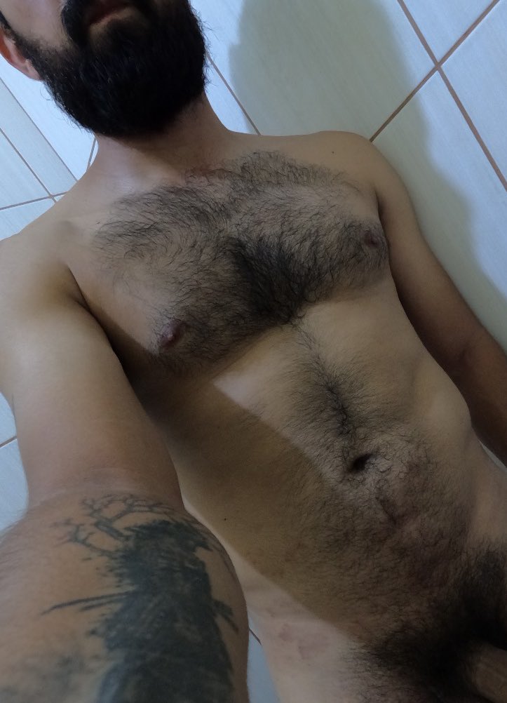 Hola, soy nuevo. Me ayudan con un RT 😈
Chudai 🔥