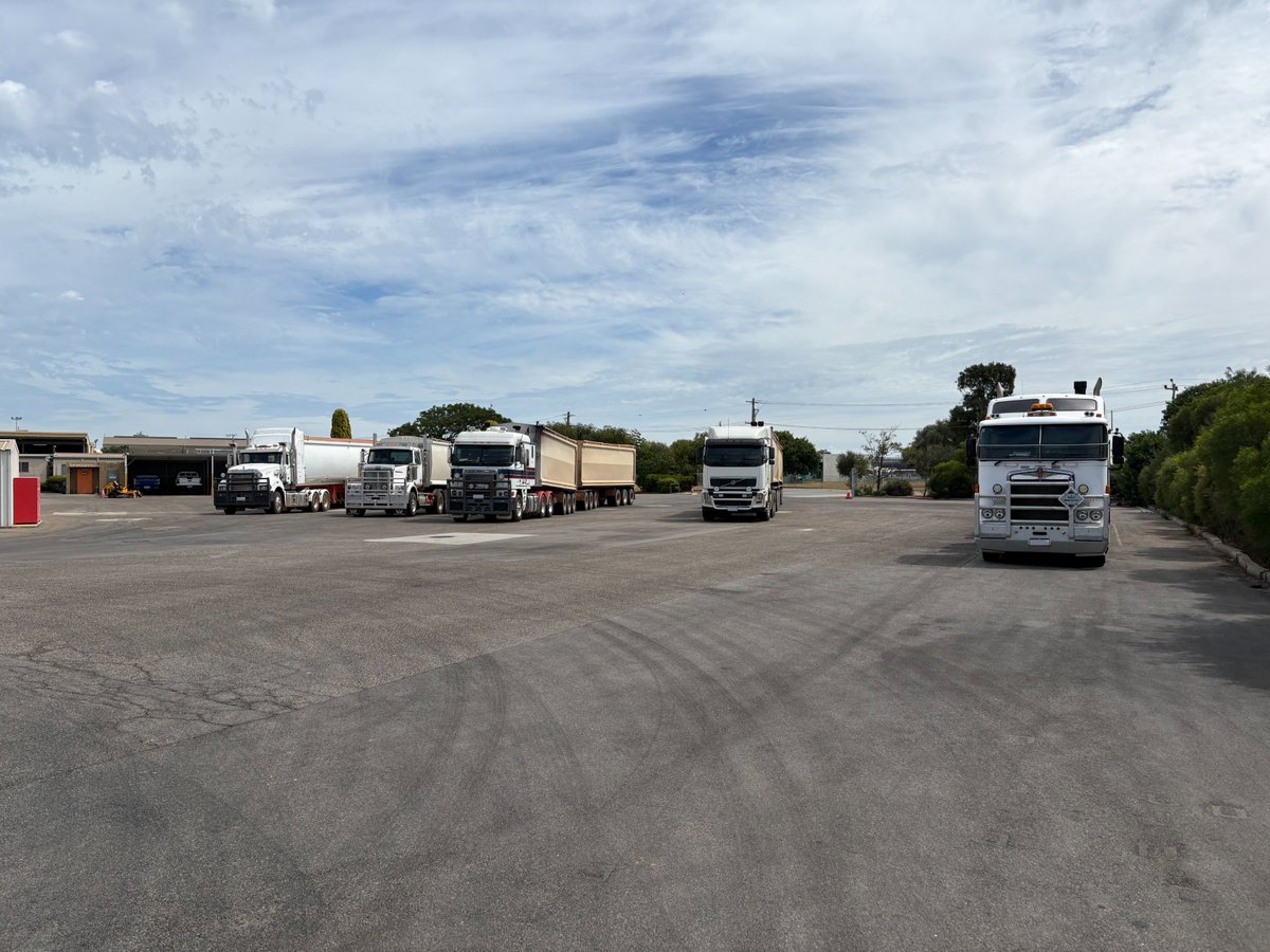 All action at the depot today with orders flying out!
#bigenoughtocaresmallenoughtotrust