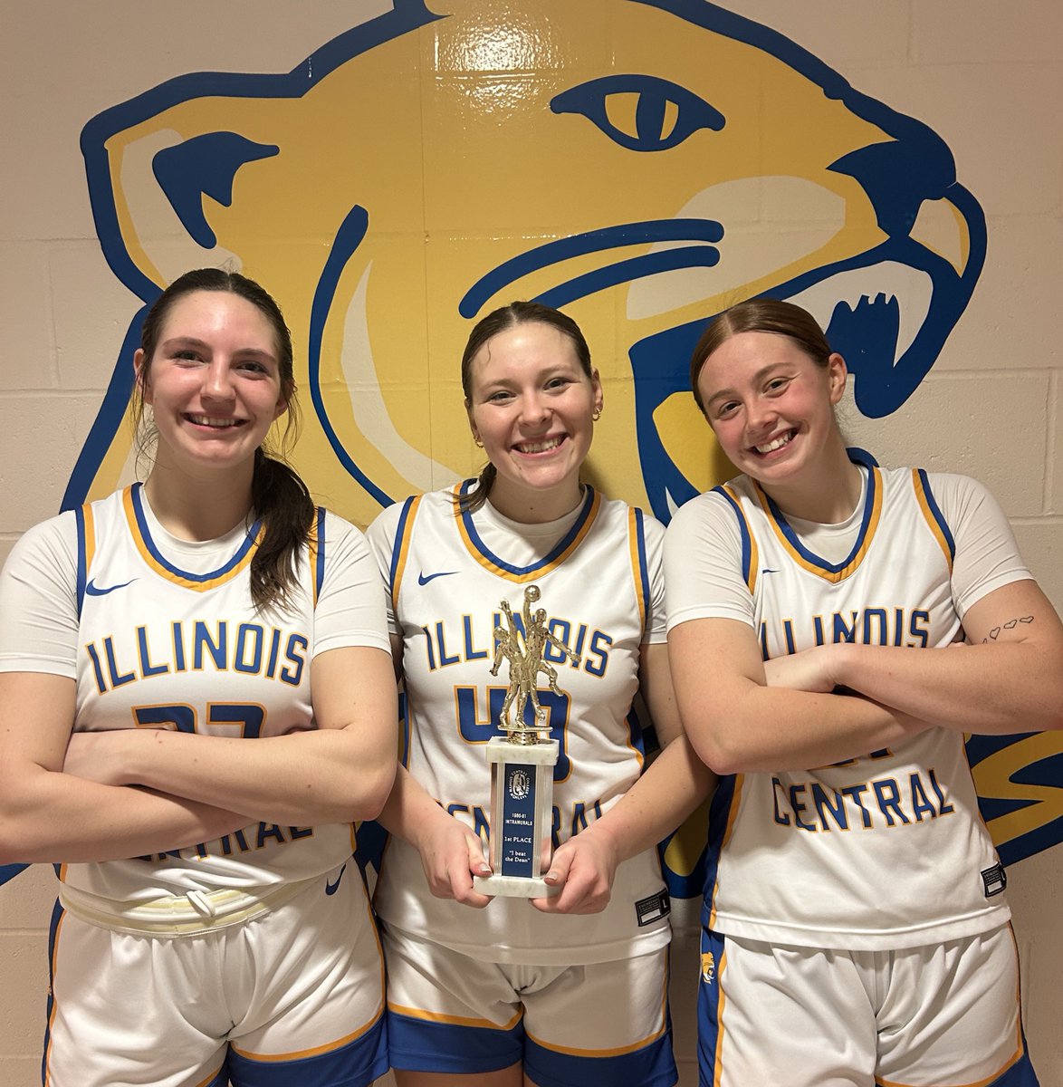 Karrie Redeker (@karrieredeker) on Twitter photo Other stats:
<a href="/LilyLuczkowiak/">Lily Luczkowiak</a> 4stl
<a href="/orgeron_42/">Savannah Orgeron</a> w/ 6reb/3stl
@lauren_maas2018 w/ 3ast
<a href="/CoraDesutter/">Cora DeSutter</a> 5reb/3ast
ICC won BENERGY pts: 31-10!
I BEAT THE DEAN: DeSutter, Luczkowiak & Orgeron Other stats:
<a href="/LilyLuczkowiak/">Lily Luczkowiak</a> 4stl
<a href="/orgeron_42/">Savannah Orgeron</a> w/ 6reb/3stl
@lauren_maas2018 w/ 3ast
<a href="/CoraDesutter/">Cora DeSutter</a> 5reb/3ast
ICC won BENERGY pts: 31-10!
I BEAT THE DEAN: DeSutter, Luczkowiak & Orgeron