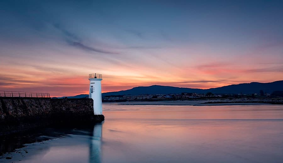 Galicia, un rincón mágico del norte de España, esconde entre sus verdes paisajes las Rías Altas, un destino que promete aventuras inolvidables, paisajes de ensueño y una gastronomía que enamora. 
s.mtrbio.com/mukfsmmgfb