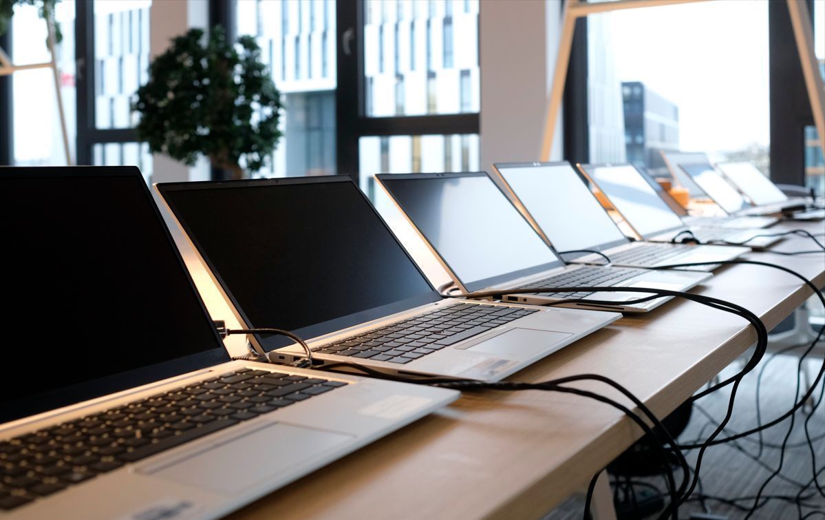Upgrading your organisation's laptops is not merely about keeping up with trends; it's about future-proofing your operations and staying ahead in a competitive landscape. Here are four key considerations to make: bit.ly/494nQ4f

#ITrefresh #devicerefresh #laptoprefresh