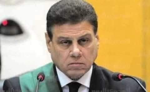القاضي الجليل المستشار محمد شيرين فهمي يقول :

لم ابكى فى حياتى مثل مابكيت على هؤلاء الأبطال الذين قتلوا وقت الافطار وهم صائمون
القاضى :
إنت متهم بالتخابر والتعاون مع منظمات إرهابية وأنت رئيس لمصر
مرسي :
هذا كذب وإفتراء
القاضي :
توجد مكالمات بصوتك مع إيمن الظواهري
مرسي :
محصلش👇🏻