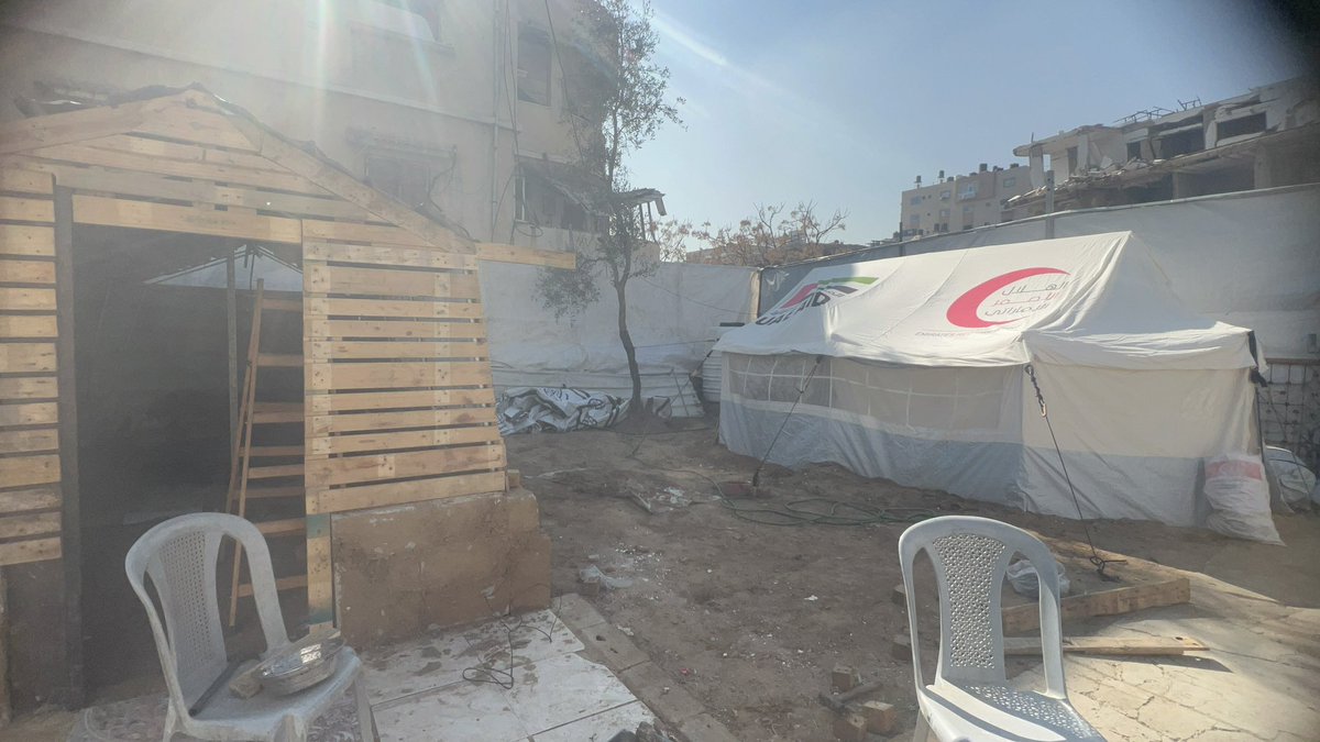 RescueCare's tweet photo. Amidst the ruins of Gaza😢💔, I continue my mission as an animal rescuer, rebuilding my home and creating a shelter for our furry friends.🐾🏡💕 Today, as we draw closer to completing the shelter, supplies are running low and the hungry mews of our cats echo through the empty space.😿💔 These innocent beings depend on us for food and care. I humbly reach out to you, dear friends and supporters, to join hands with me in this critical moment. Together, let's nourish these hungry souls, offering them the love and compassion they deserve. Your help can make a world of difference for these vulnerable creatures. Please, let's come together and ensure that no meow goes unheard. Every contribution, big or small, will bring us closer to providing a safe haven for these cats. Let's show them that they are not forgotten, and that hope still thrives in the midst of adversity. 🐾💕 
PayPal: https://t.co/Lzv7nazr6v
GFM: https://t.co/MKk58SRPaQ
#AnimalRescue #GiveHope #GazaStrong
