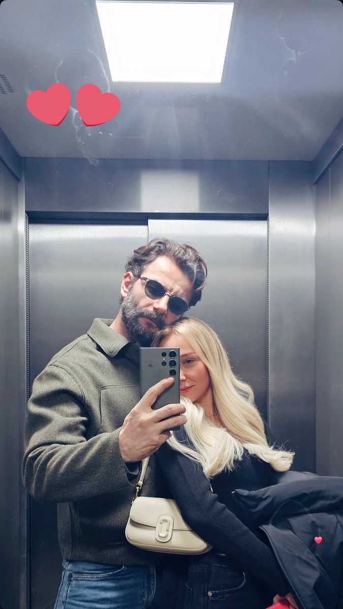 Mutlu sabahlar 🤗🫠❤
#GökberkDemirci 
#PelinYamaci