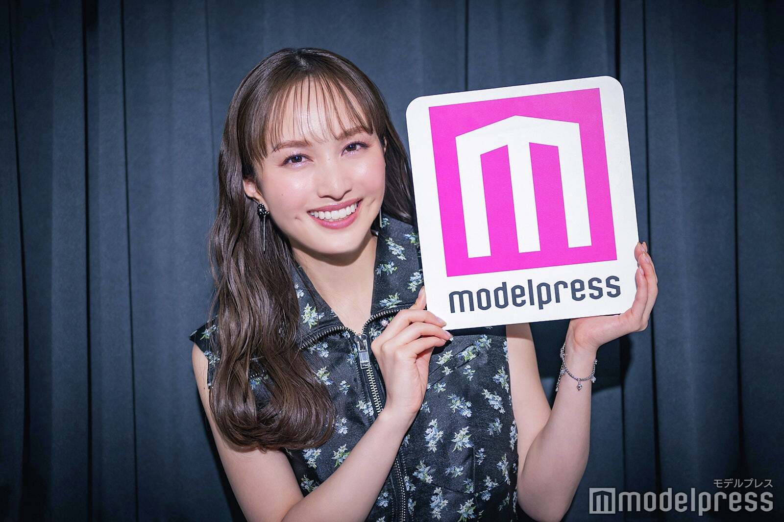 ももクロ百田夏菜子サインチェキ ももクロ百田夏菜子サインチェキ 2025年最新】百田夏菜子 直筆