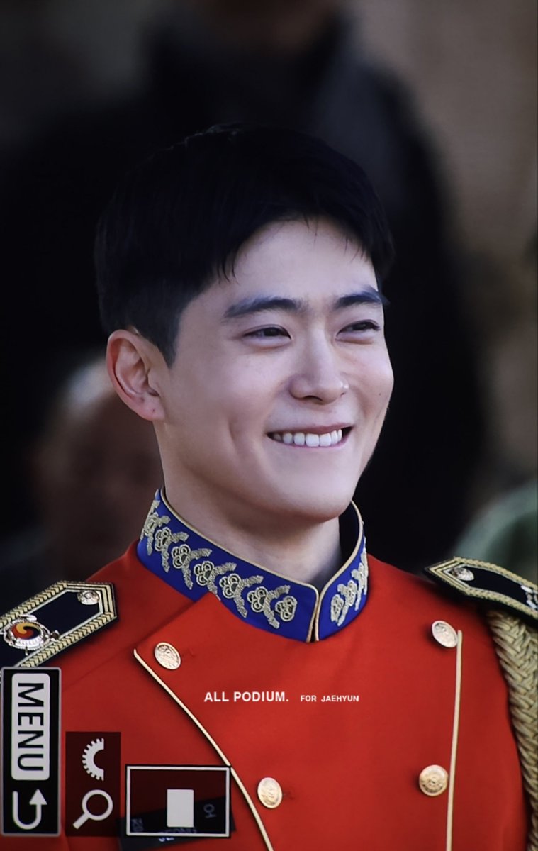 aquariusjjh's tweet image. 정윤오 일병님 보조개가 아름다워
눌러보고 싶다...