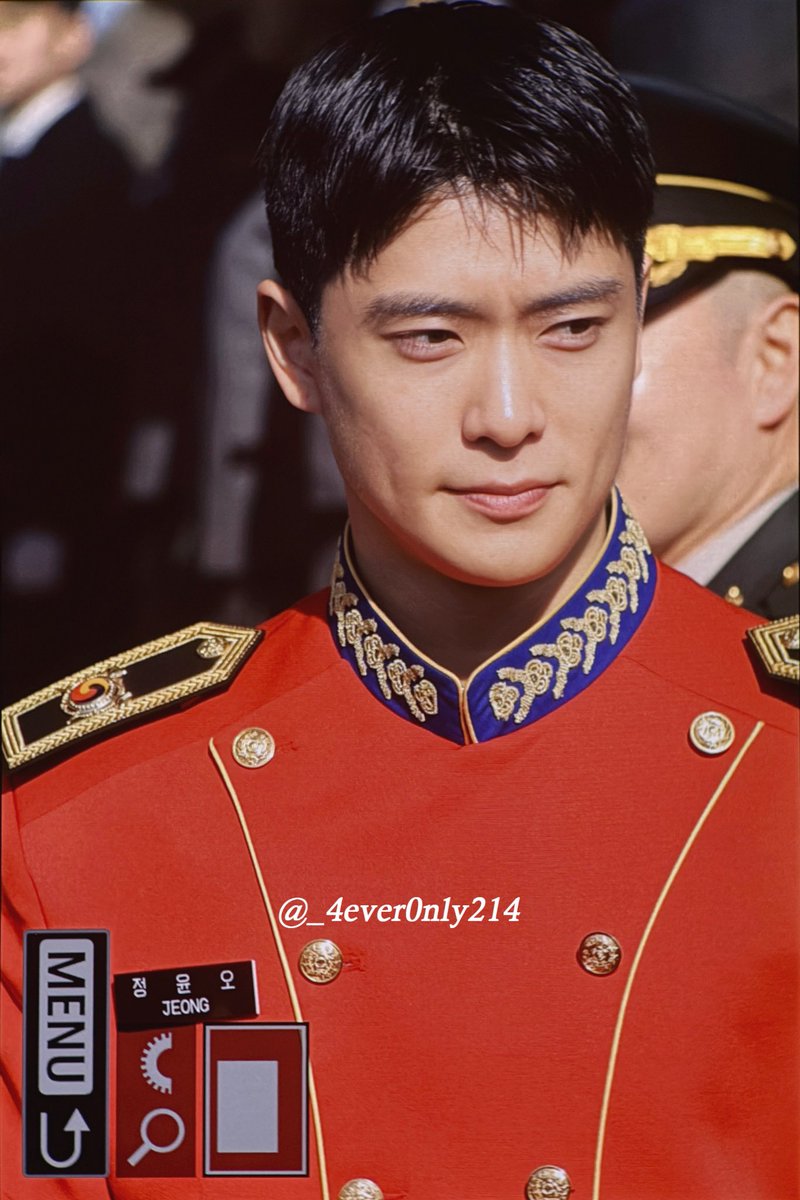 _4ever0nly214's tweet image. 250227 #재현 #JAEHYUN #윤오 

정윤오 라고 쓰인 명찰 너무 좋다