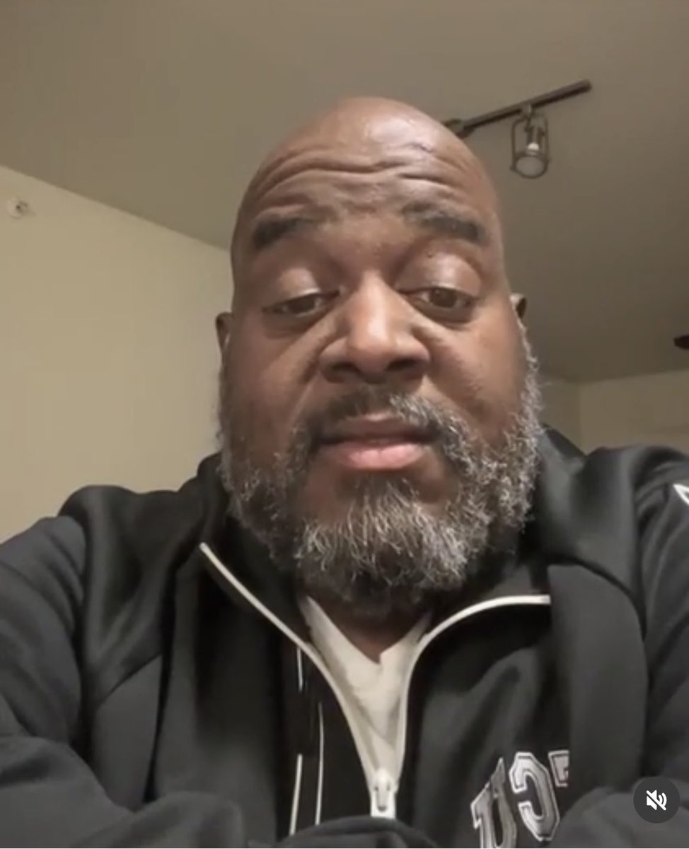 I’m hurting… my friend is gone …. 
Rest in peace Big Mo😢