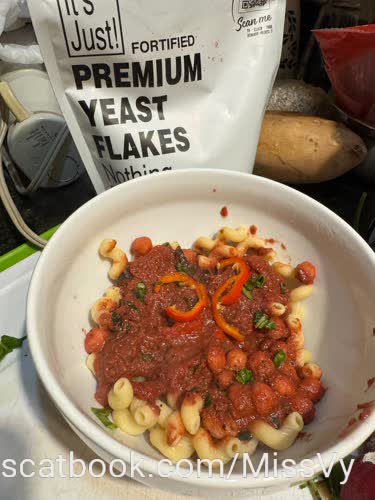 Vanessa Vy tweet media