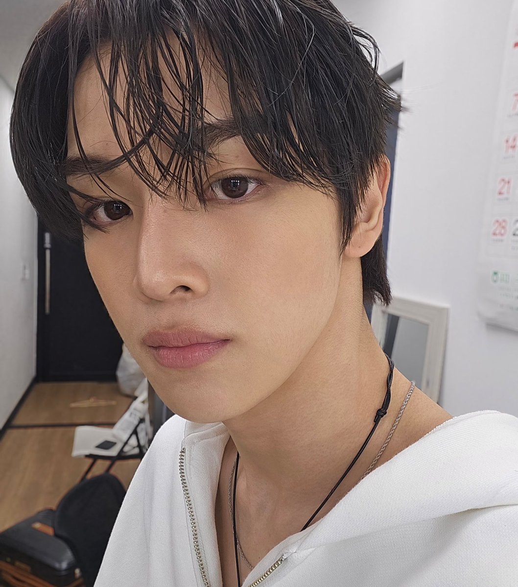 𖤍 nali RED tweet media