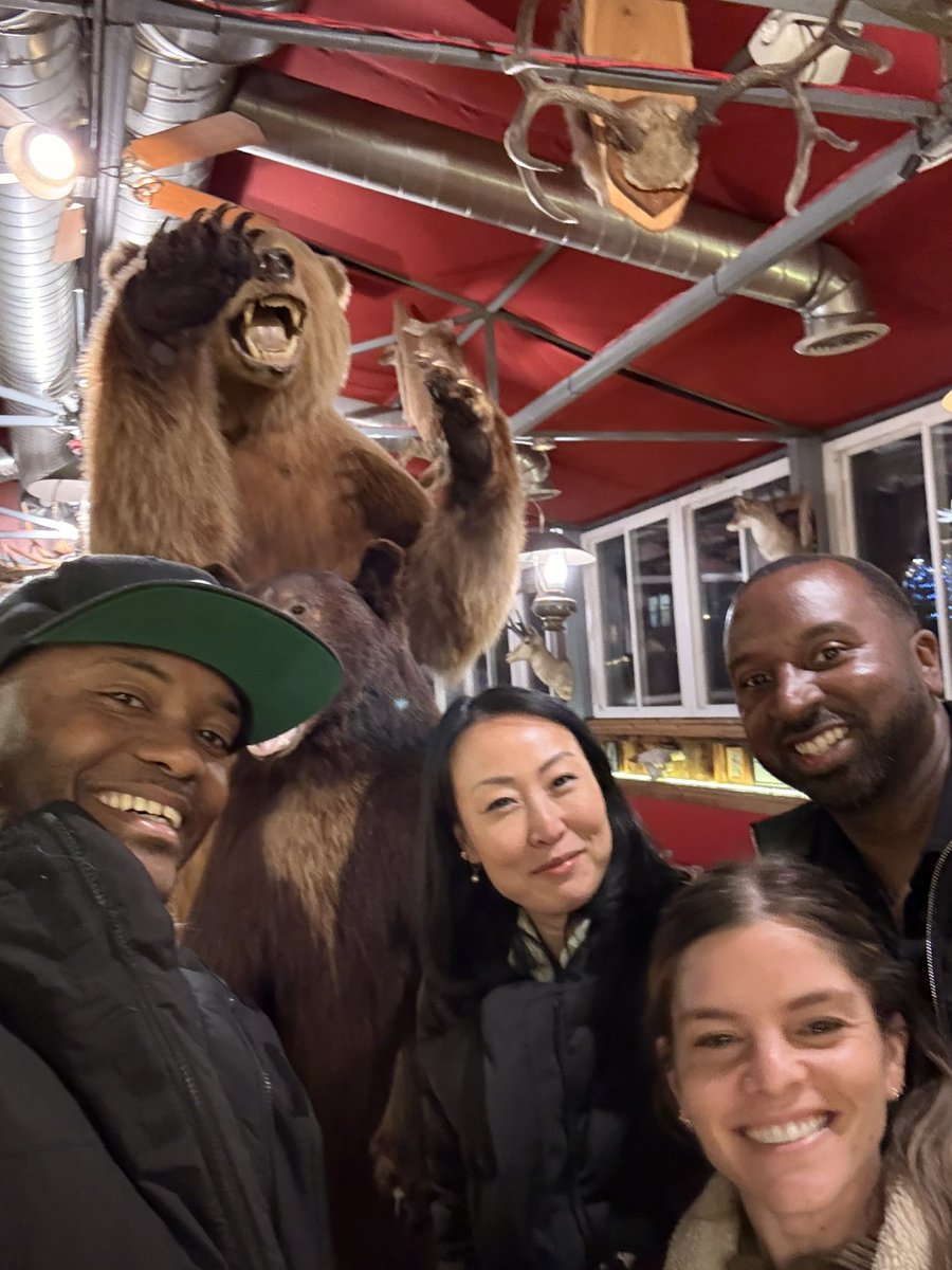 The crew is here for the <a href="/circle/">Circle</a> Dev Summit in #ETHDenver 
<a href="/SandraPersing/">Sandra Persing ✈️ 🏡</a> <a href="/jennateeman/">Jenna Teeman</a> <a href="/corey__cooper/">Corey Cooper</a>