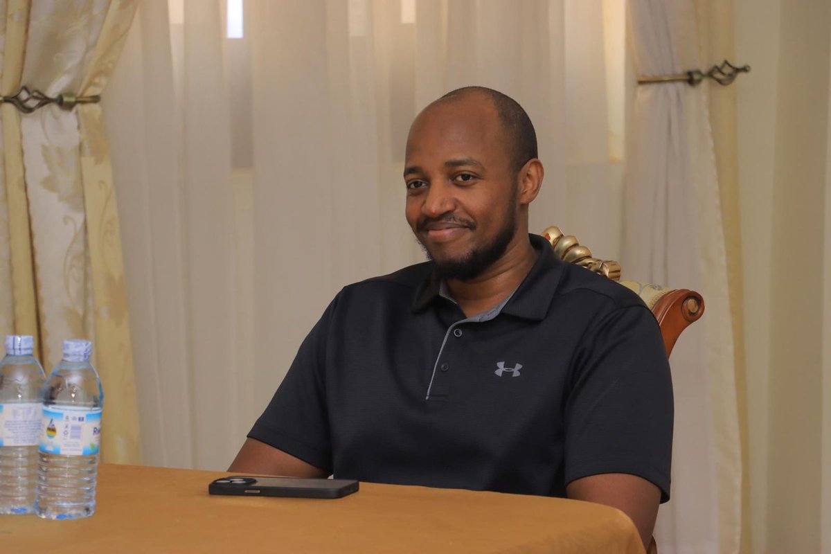 ObukamaBwaTooro's tweet image. Zoona Okaali!
Bukiire!
Ensi Yoona Businge!