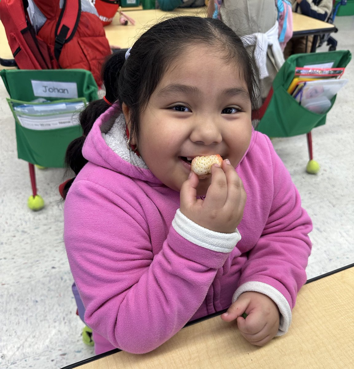 Mrs. Goldman tweet media