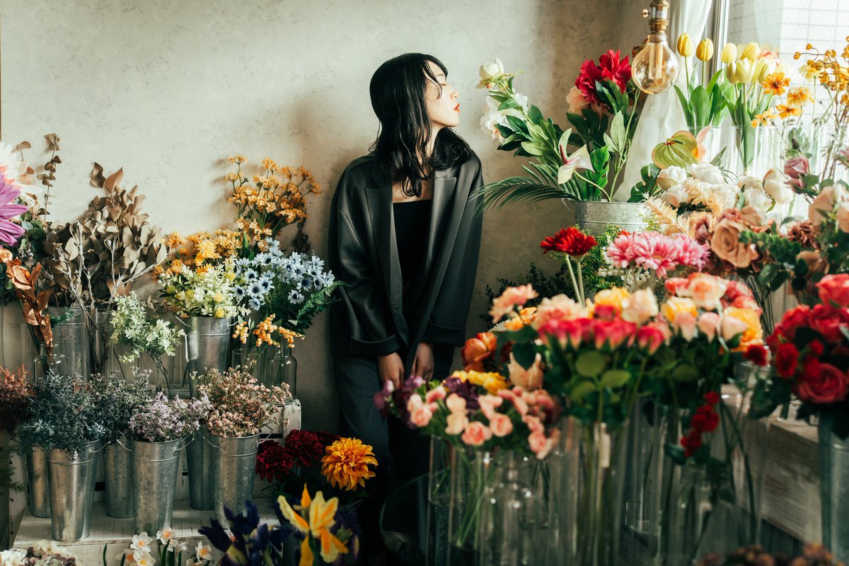 スタジオの紹介
入り口にはお花がたくさん並んでいます
そのまま撮影するのはもちろん、ブースに持ち込んで小道具としてもぜひご利用ください