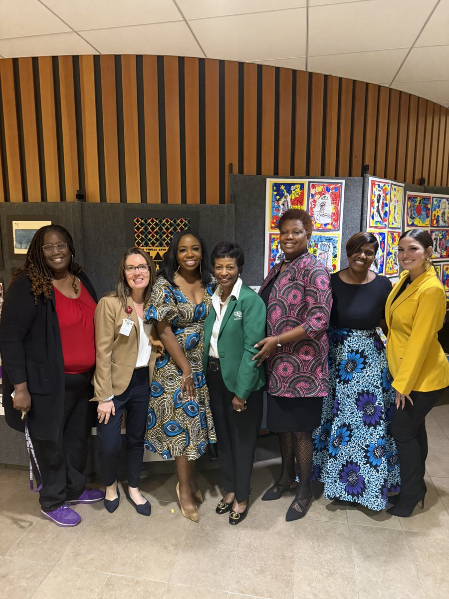 Angel Wilson, Ed.D. (@angelwilson36) on Twitter photo Congratulations to the Counselor of the Century, Ms. Terry!🩷💚
She was honored at the 42nd annual African American Heritage Awards. #TeamSadlerMeans <a href="/SadlerMeansYWLA/">Sadler Means</a> Congratulations to the Counselor of the Century, Ms. Terry!🩷💚
She was honored at the 42nd annual African American Heritage Awards. #TeamSadlerMeans <a href="/SadlerMeansYWLA/">Sadler Means</a>