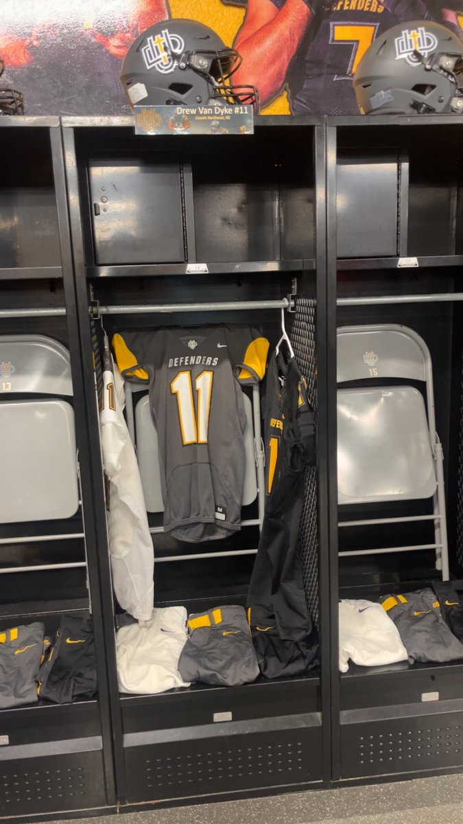 Thank you <a href="/LeviJungling05/">Coach Levi Jungling</a> and <a href="/DordtFB/">Dordt Football</a> for having me out today! 
#Defenders