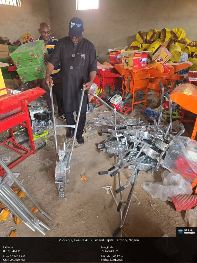 FCTACReSAL's tweet photo. Provision of tractors, threshers and planters for farmers in FCT https://t.co/hN9d6CtfqH
