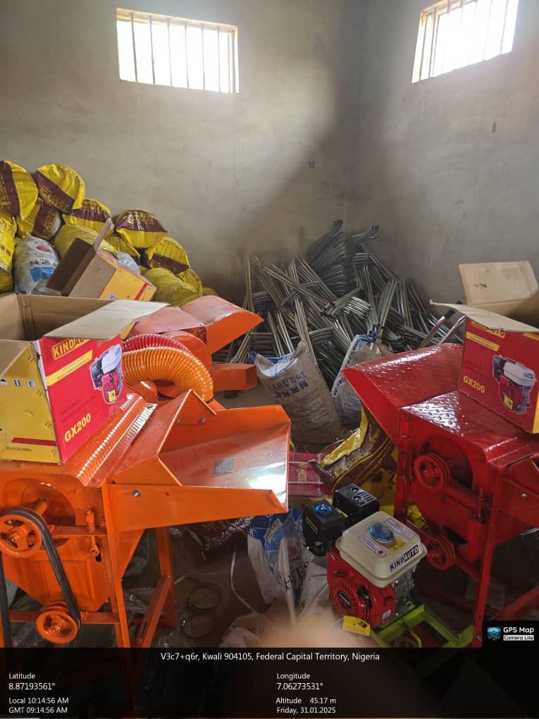 FCTACReSAL's tweet photo. Provision of tractors, threshers and planters for farmers in FCT https://t.co/hN9d6CtfqH