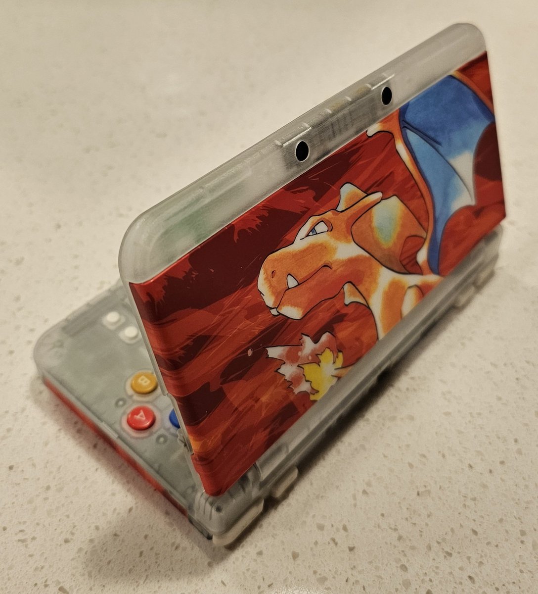 I've made great progress towards 3D printable shells for the 3DS family! I've completed swaps for the 2DS, new 3DS XL, new 3DS, and 3DS XL (not pictured). I'm really happy with how they're looking, but they need some fine adjustments for them to assemble perfectly. Stay tuned!