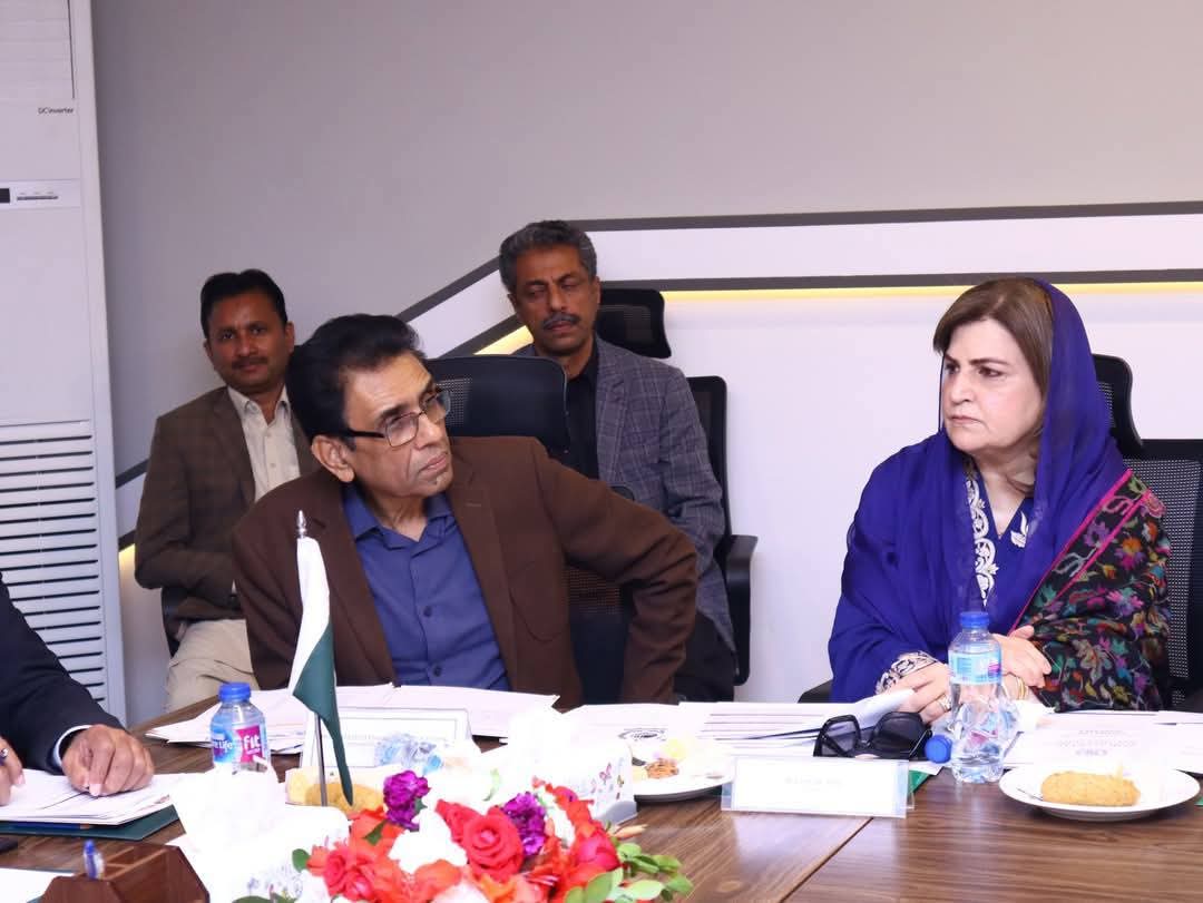 mushi250's tweet image. Mr. Khalid Maqbool Siddiqui, Federal Minister for Education, graced the 10th Meeting of the Standing Committee on Federal Education &amp;amp; Professional Training at NAVTTC Headquarters, Islamabad. 
#NAVTTC #SkillsForAll  #YouthEmpowerment #TVET