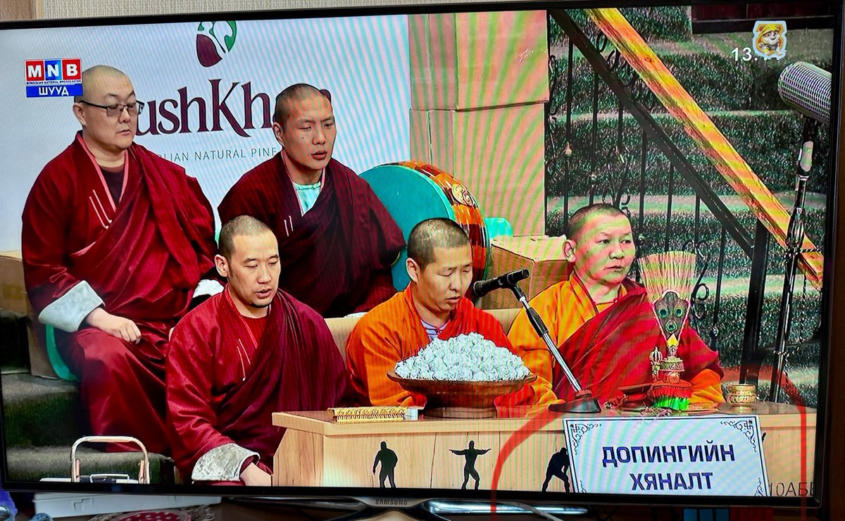 Цагаан сарын бөх эхэлж бна.Лам нар допингийн хяналт хийдэг блсн бллтой???
