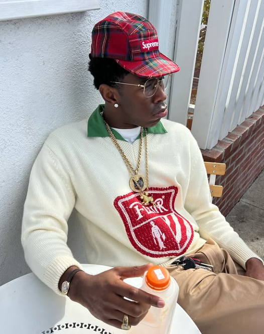 aGOODoutfit's tweet photo. Tyler, the Creator calls out store after they posted surveillance footage of him and Lil Yachty shopping 🗣

"Went to a shop with the bro and these n*ggas posted some random hidden camera footage for some weird ass reason. likes, clout, proof we were there? idk but i do know n*ggas is weird"