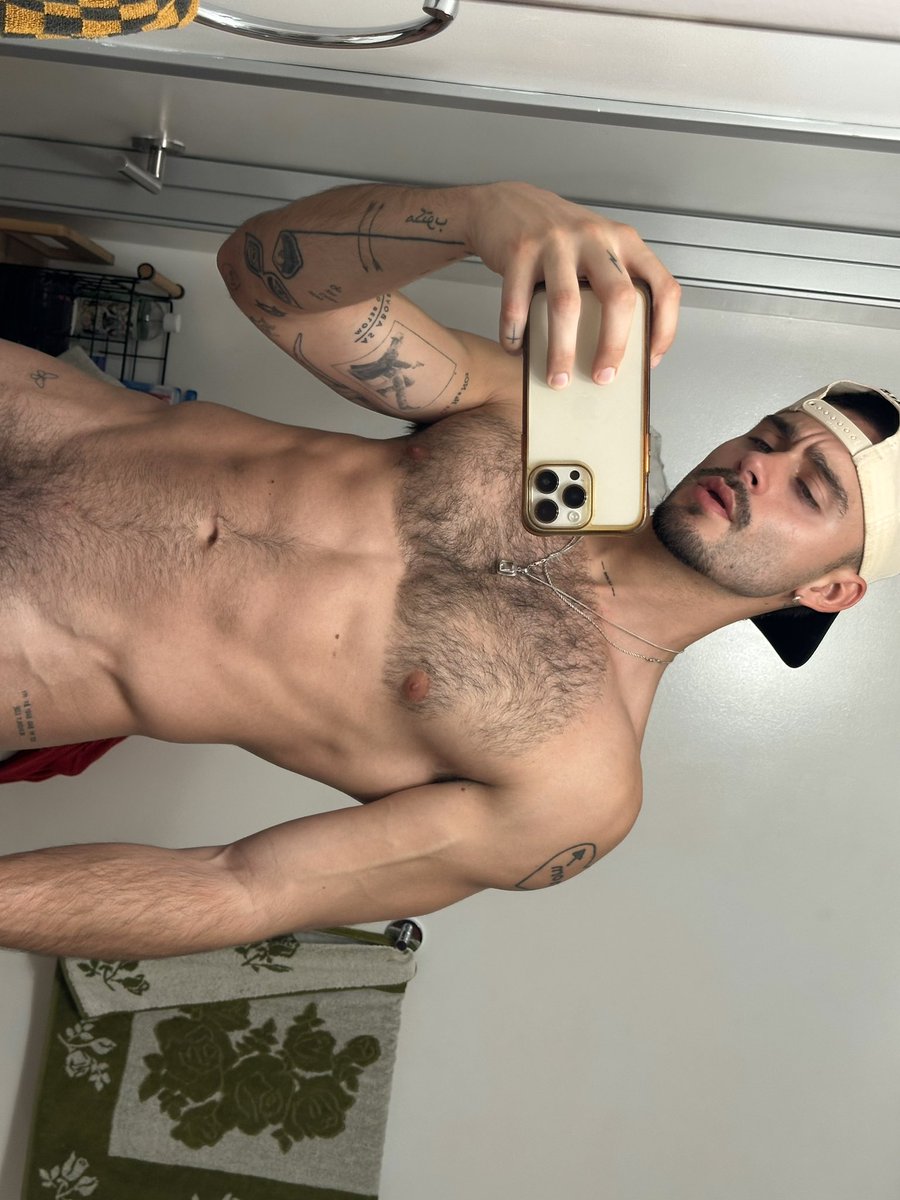 mavericksmanner's tweet photo. Body talk https://t.co/S3ZaRnjs6a