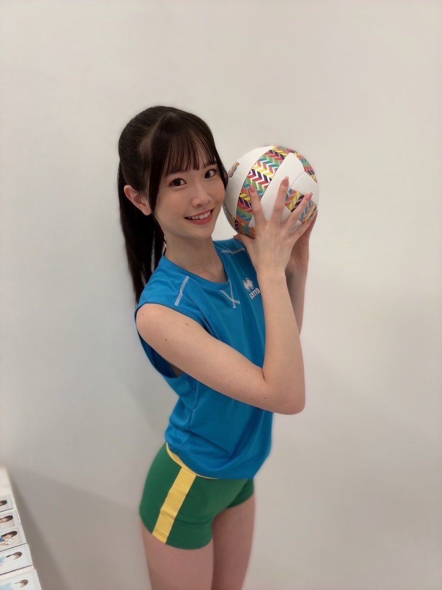 プレミアムヌードポーズブック
発売開始したのでみんなゲットしてね🧡

そしてイベントは3/2！
サイン入りはイベントしか貰えないかも👀
【amazon】https://t.co/AgGTvBPvmL
【ジュンク堂】https://t.co/UBT5pHTlT0
【紀伊国屋書店】https://t.co/4veNnensg7
【楽天ブックス】https://t.co/0Xl73izPfH https://t.co/tAwyCYFppa