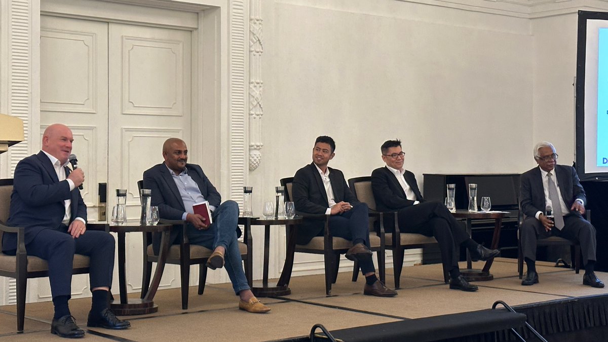 Our Solutions Architect, Hakim, had the privilege of speaking on "The Future of AI and Dubai’s Vision for AI" panel at the Investment Workshop: AI In Dubai event!

Thank you <a href="/uaesbc_sg/">UAE Singapore Business Council</a>, <a href="/DubaiChambers/">Dubai Chambers</a> &amp; the <a href="/UAEEmbassySGP/">UAEEmbassySG</a> for the opportunity!

#verifiablecredentials