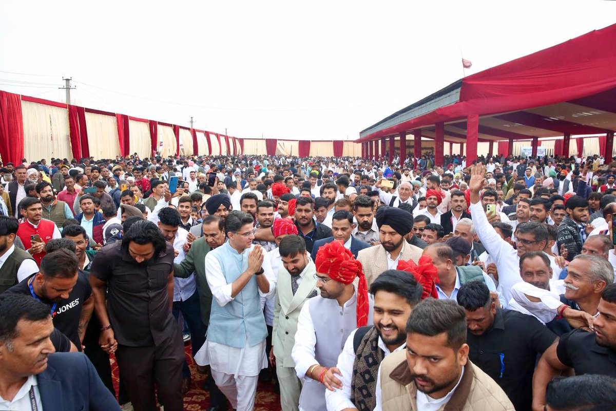 आज टिब्बी, हनुमानगढ़ पहुंच कर राजस्थान युवा कांग्रेस के प्रदेशाध्यक्ष एवं संगरिया विधायक <a href="/AbhimanyuP00NIA/">Abhimanyu Poonia</a> जी के वैवाहिक समारोह में उन्हें और उनकी धर्मपत्नी भावना जी को सुखद एवं मंगलमय दांपत्य जीवन के लिए आशीर्वाद दिया। 

इस शुभ अवसर पर उनके परिजनों से मुलाकात की।