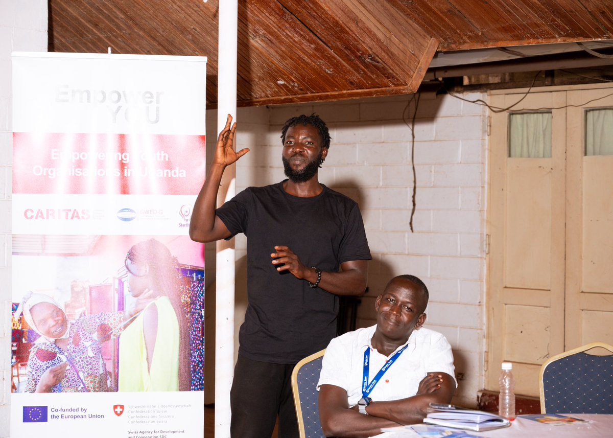 StartHubAfrica's tweet photo. We recently held a training in Lira City for #EmpowerYOU participants, facilitated by @URSBHQ & @URAuganda
Entrepreneurs gained practical knowledge on formalizing their businesses and complying with tax regulations.
Here’s what they learned ⬇️ https://t.co/kgcVns9kbF