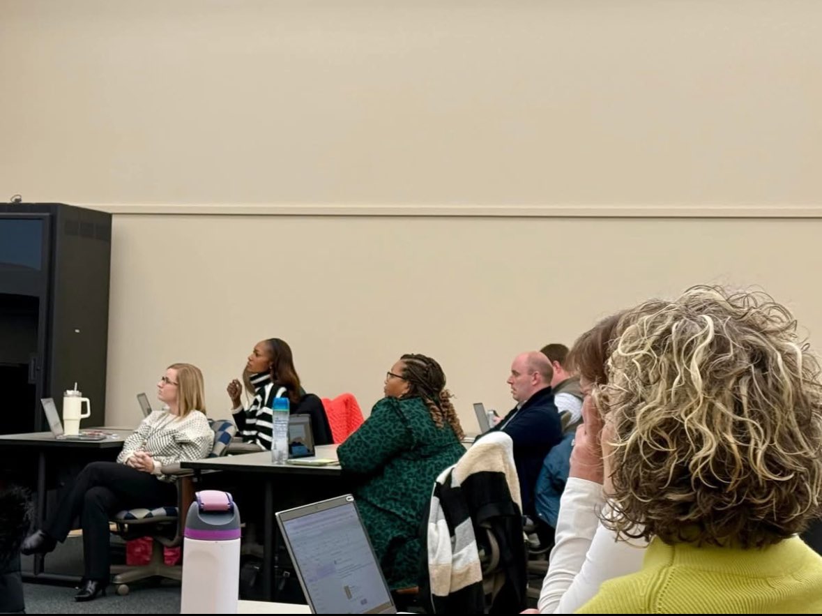SJBPPSESS's tweet image. Shout out to one of our ESS leaders, Sherelle Guidry-Jones who recently presented to the current Sped Fellows cohort at LDOE. Mrs. Guidry-Jones completed the state’s Sped Fellows academy last year &amp;amp; was able to share her experience &amp;amp; executive leadership project. 💚💛