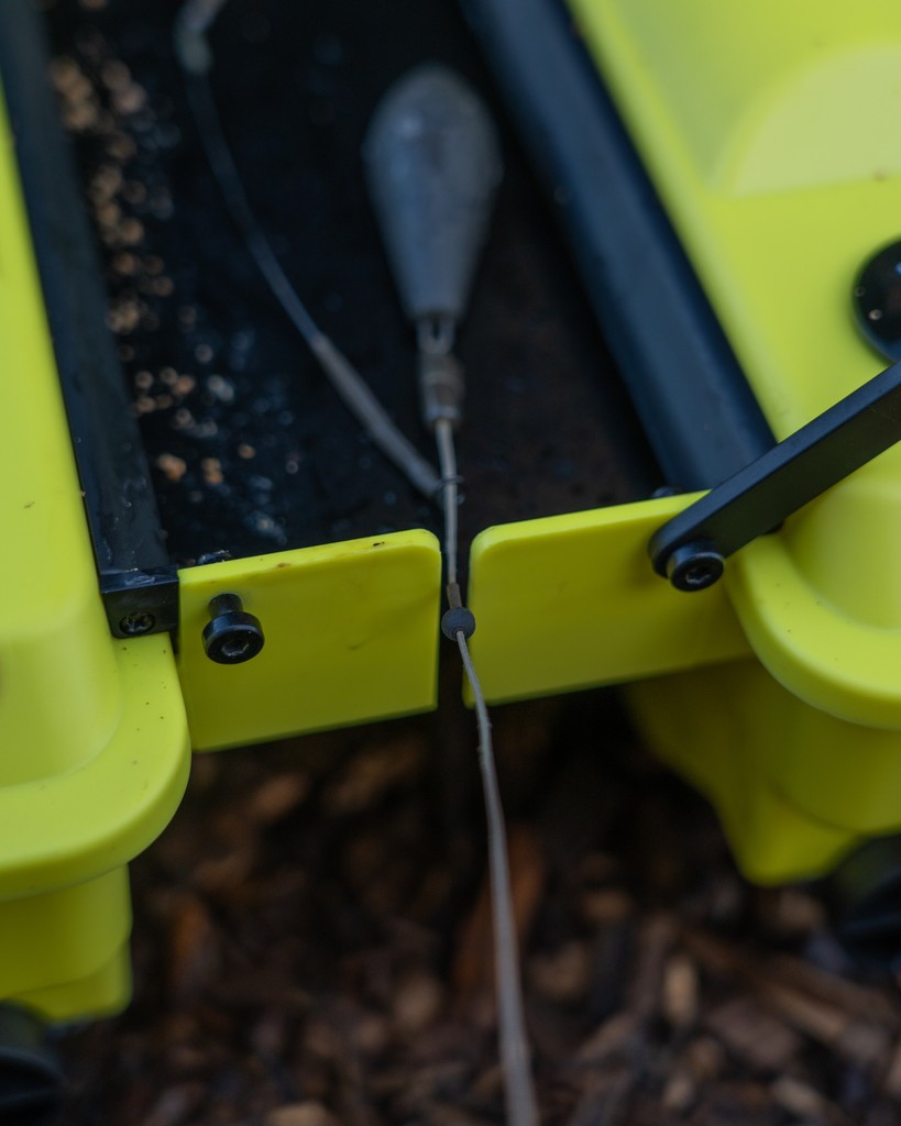 anglingdirect's tweet image. 🚨 NEW Bait Boat!🚨 
🚤 RidgeMonkey Hunter 750 Bait Boat - Hi-Viz &amp;amp; Echo Edition 

🤩 Check it out HERE 👉 bit.ly/4hTNNbK

#AnglingDirect #NewProduct #BaitBoat #RidgeMonkeyBaitBoat #CarpFishing