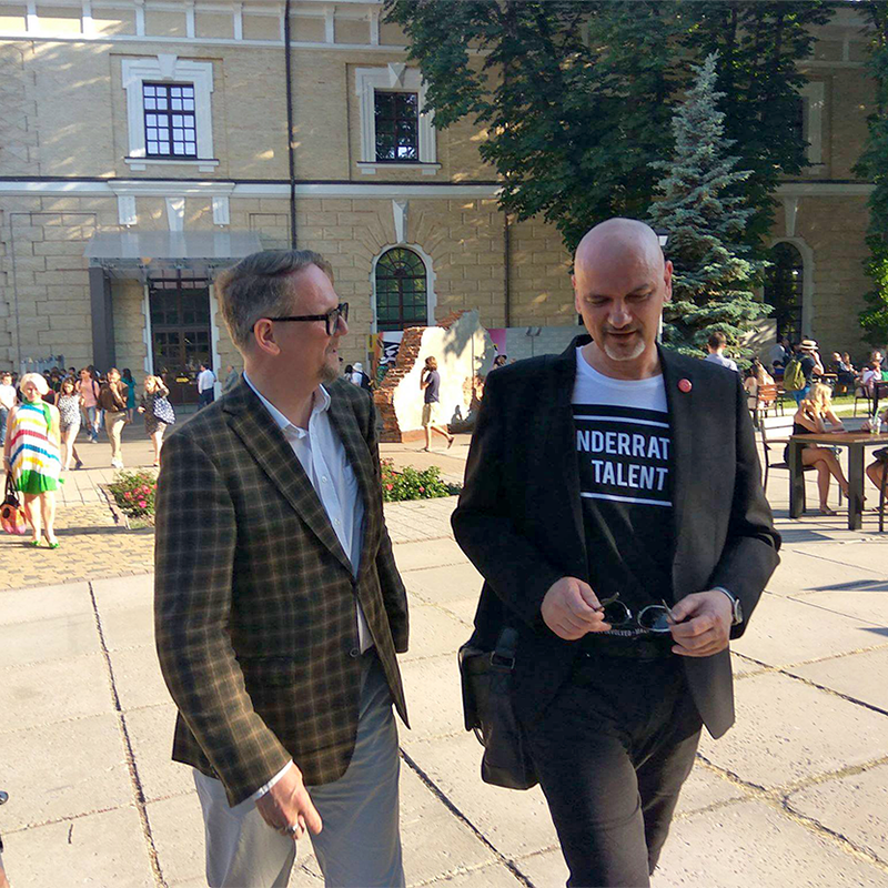 On this day, Kyiv 2018. with <a href="/Sjonorama/">Sjón 🇺🇦🏳️‍⚧️🏳️‍🌈</a>.