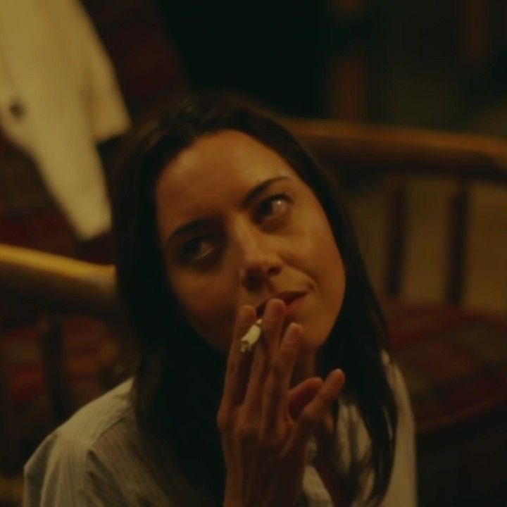 rainhahn's tweet photo. aubrey plaza smoking. thats it. thats the tweet. https://t.co/9TO7zGYY9d