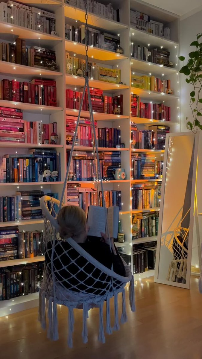 Hi, i am following back all the authors and writers ❤️   Please share your books or blogs below and i will retweet   #WritingCommunity #Writerslift #Books #Wip #Poems #Blogs #Authors #Writers #ShamelessSelfpromoThursday #QuestionOfTheDay