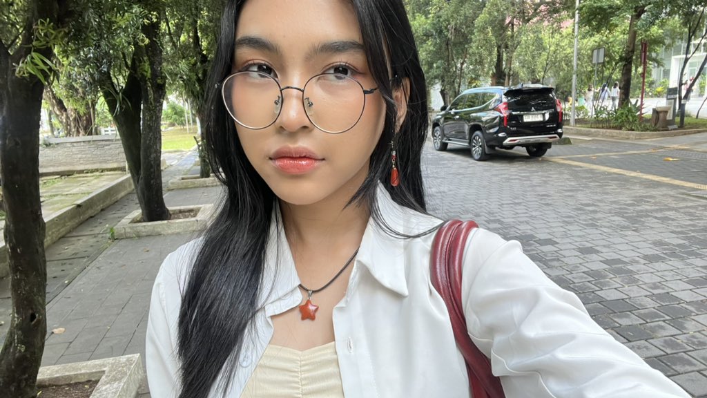 𝚿 queencyy tweet media