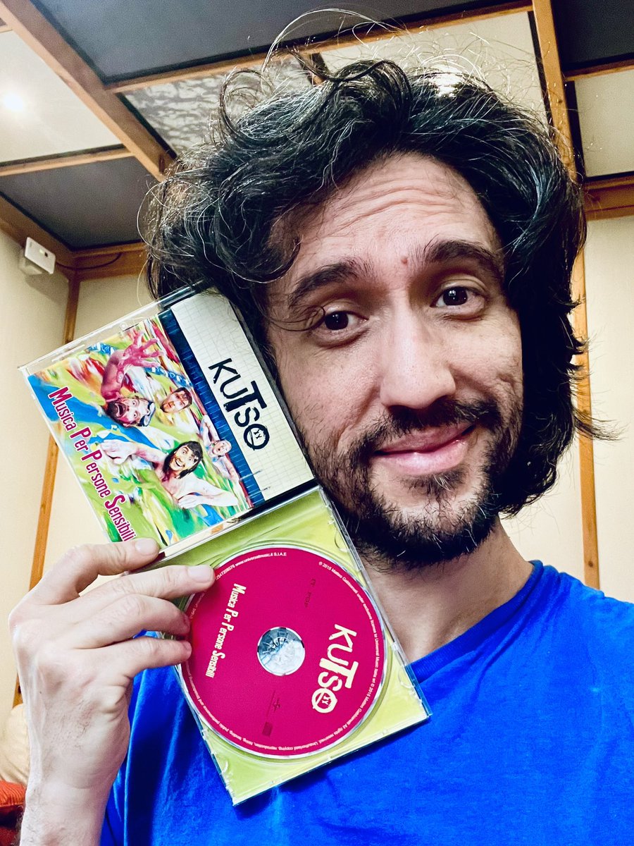 10 anni di Musica Per Persone Sensibili. 🥳🎊🍾🎉🎉
Domani (28 febbraio) alle 20:00 una sorpresa sul canale youtube della
kuTso Noise Home
<a href="/UMG_News/">UniversalMusicGroup</a> 
<a href="/SanremoRai/">Festival di Sanremo</a>