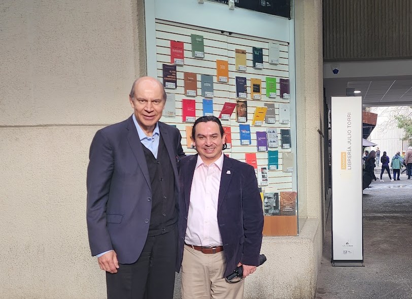 UA_SBS_MexicoInitiatives (@sbsmxinitiative) on Twitter photo Last week Dr. <a href="/LuisECoronado/">Luis Coronado Guel</a> met with Dr. <a href="/AChanonaB/">Alejandro Chanona B</a>, director of <a href="/UNAM_FCPyS/">FCPyS-UNAM</a> to develop a joint collaborative agenda with <a href="/UArizonaSBS/">U of A College of SBS</a> on areas of common interest. Looking forward to consolidate our ties and seeing new initiatives to work together on the #SocialSciences. Last week Dr. <a href="/LuisECoronado/">Luis Coronado Guel</a> met with Dr. <a href="/AChanonaB/">Alejandro Chanona B</a>, director of <a href="/UNAM_FCPyS/">FCPyS-UNAM</a> to develop a joint collaborative agenda with <a href="/UArizonaSBS/">U of A College of SBS</a> on areas of common interest. Looking forward to consolidate our ties and seeing new initiatives to work together on the #SocialSciences.