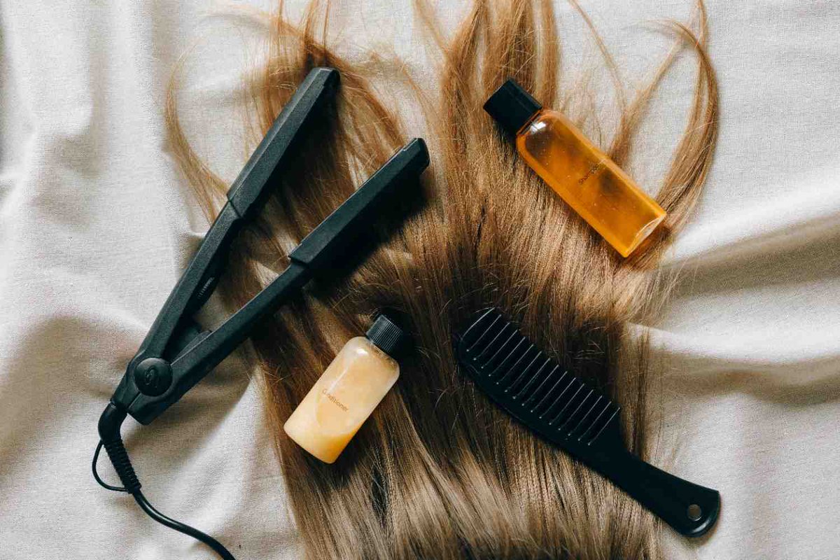 Sutatva8130's tweet photo. Revive your hair with Sutatva’s hair oil and shampoo. Deep nourishment, natural shine, and long-lasting strength all in one Ayurvedic solution. #HealthyHair #AyurvedicCare #HairOil #NaturalShampoo #Sutatva
Know More
https://t.co/dMyLqdHR4C https://t.co/OIeLbRrDTK